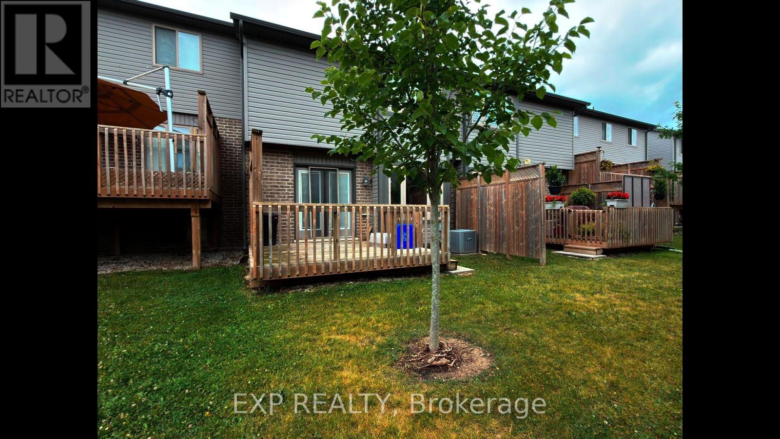 #90 3400 CASTLE ROCK PLACE - 27
