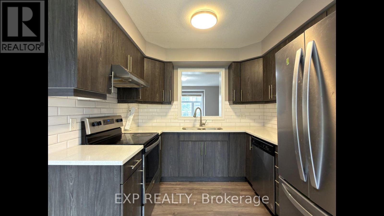 #90 3400 CASTLE ROCK PLACE - 9