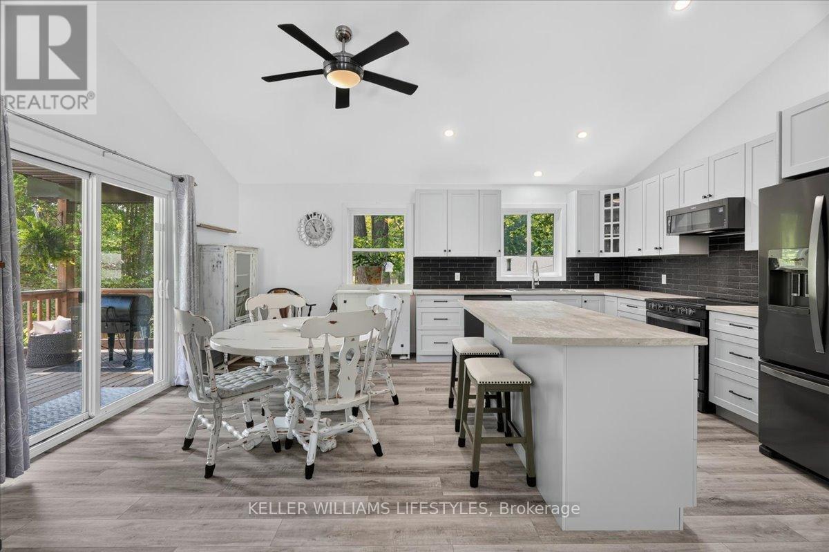 9904 LAKE ROAD - 16