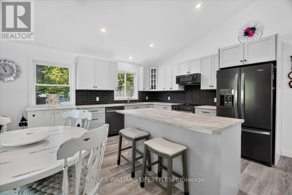 9904 LAKE ROAD - 17