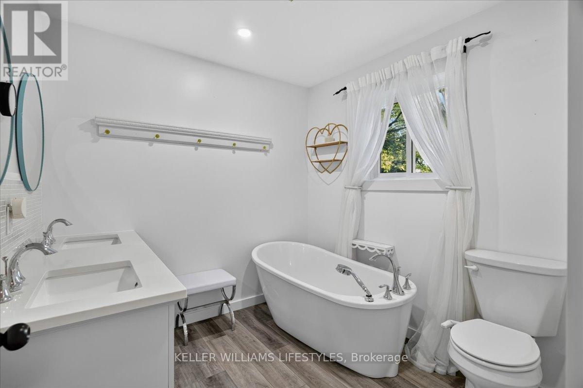 9904 LAKE ROAD - 24