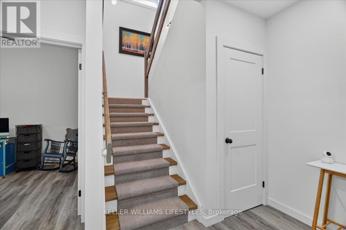 9904 LAKE ROAD - 9