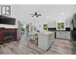 9904 Lake Road, Lambton Shores, ON N0N1J1 Photo 14