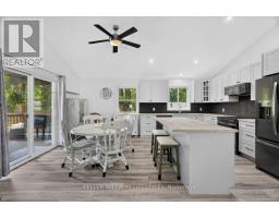 9904 Lake Road, Lambton Shores, ON N0N1J1 Photo 16