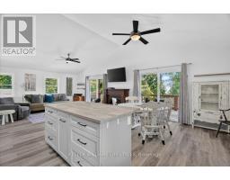 9904 Lake Road, Lambton Shores, ON N0N1J1 Photo 19