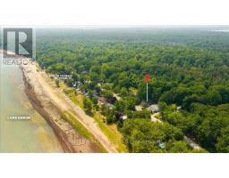 9904 Lake Road, Lambton Shores, ON N0N1J1 Photo 44
