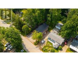 9904 Lake Road, Lambton Shores, ON N0N1J1 Photo 45