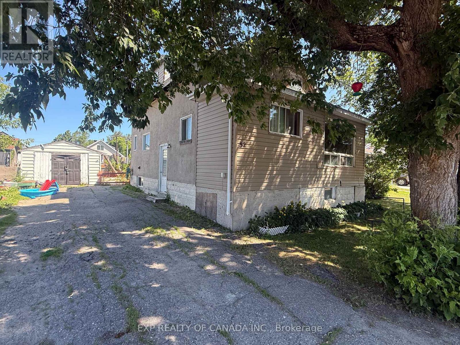 52 BROADWAY AVENUE - 1