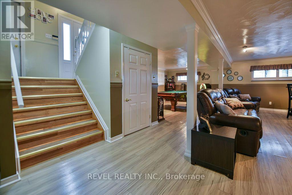 216 RENEE PLACE - 25