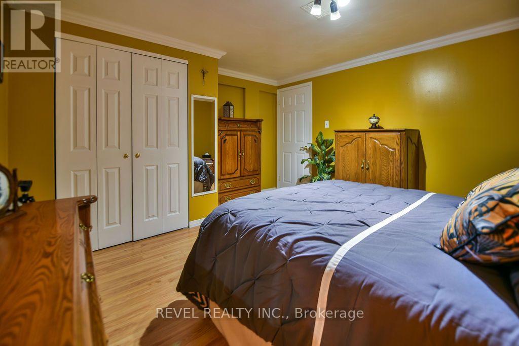 216 RENEE PLACE - 34