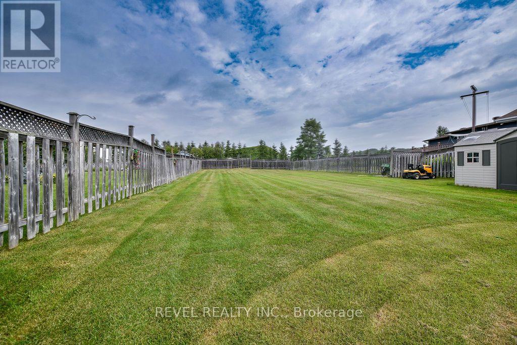 216 RENEE PLACE - 43
