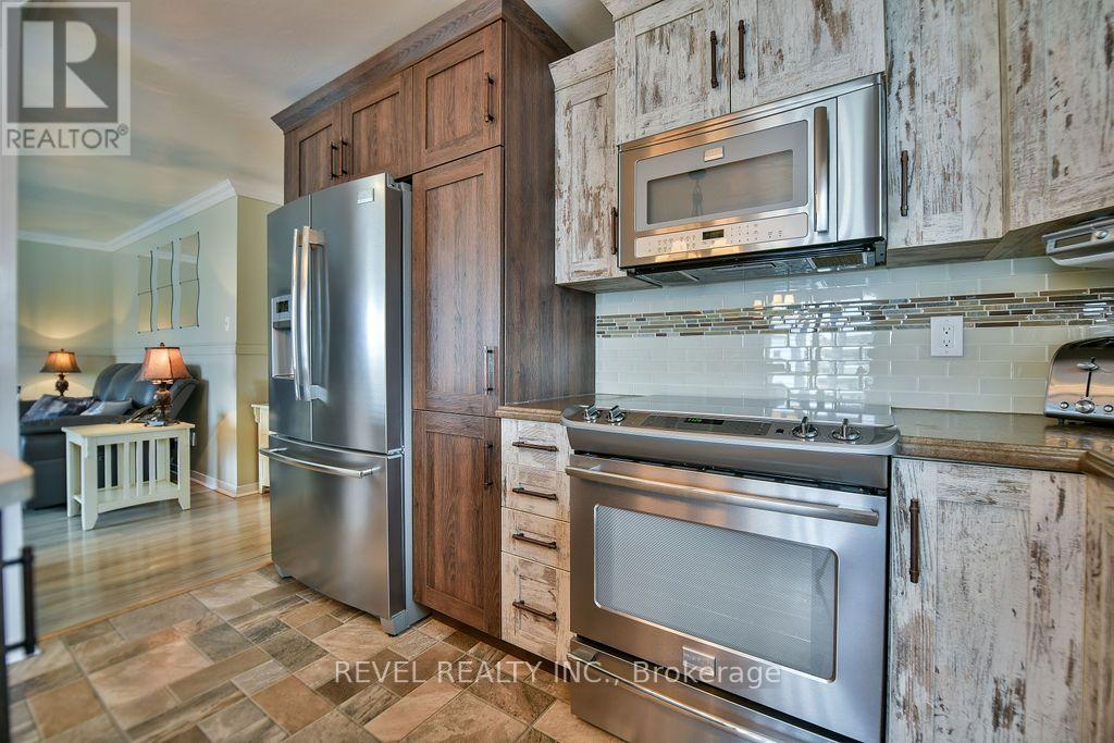 216 RENEE PLACE - 8