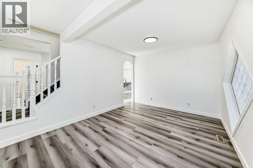 289 Canals Circle SW - 16