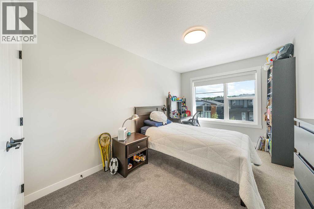 116 Rowmont Heath NW - 32