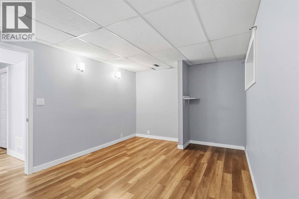 114 A Windsor Drive - 31