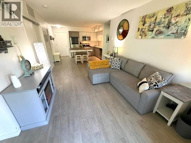 #211 725 Academy Way - 6