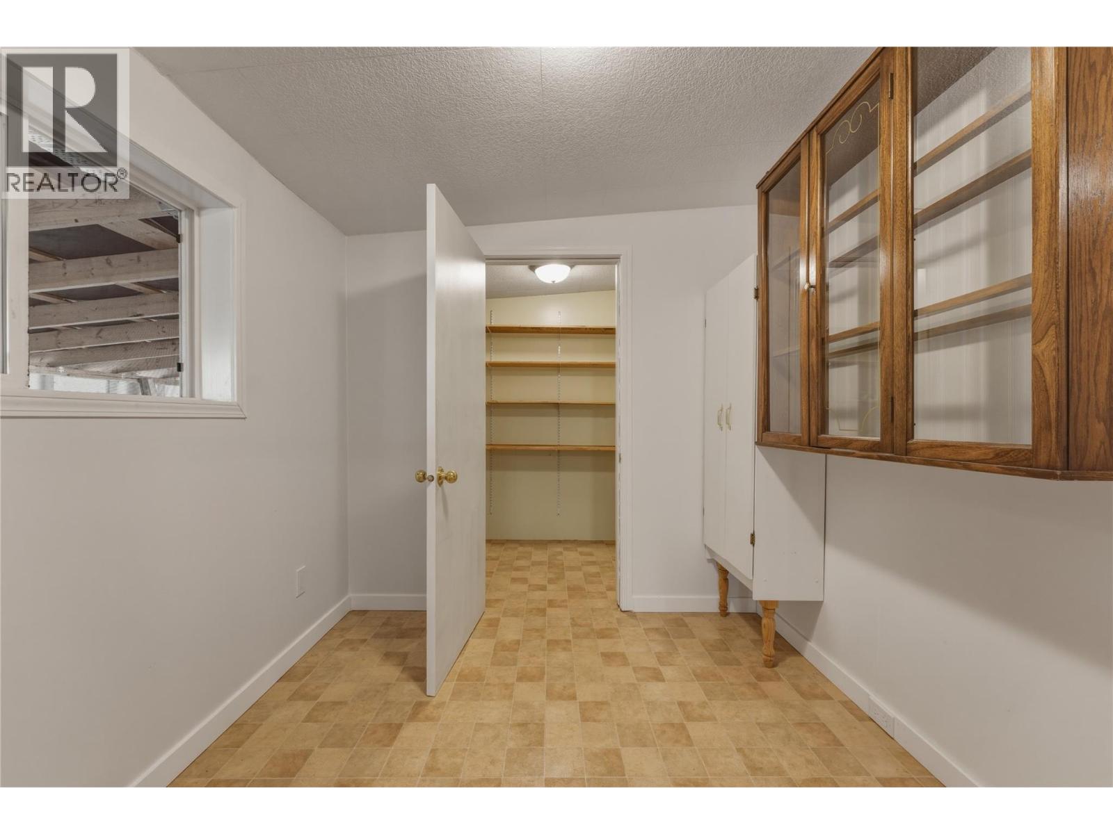 #34 7400 Pleasant Valley Road - 25