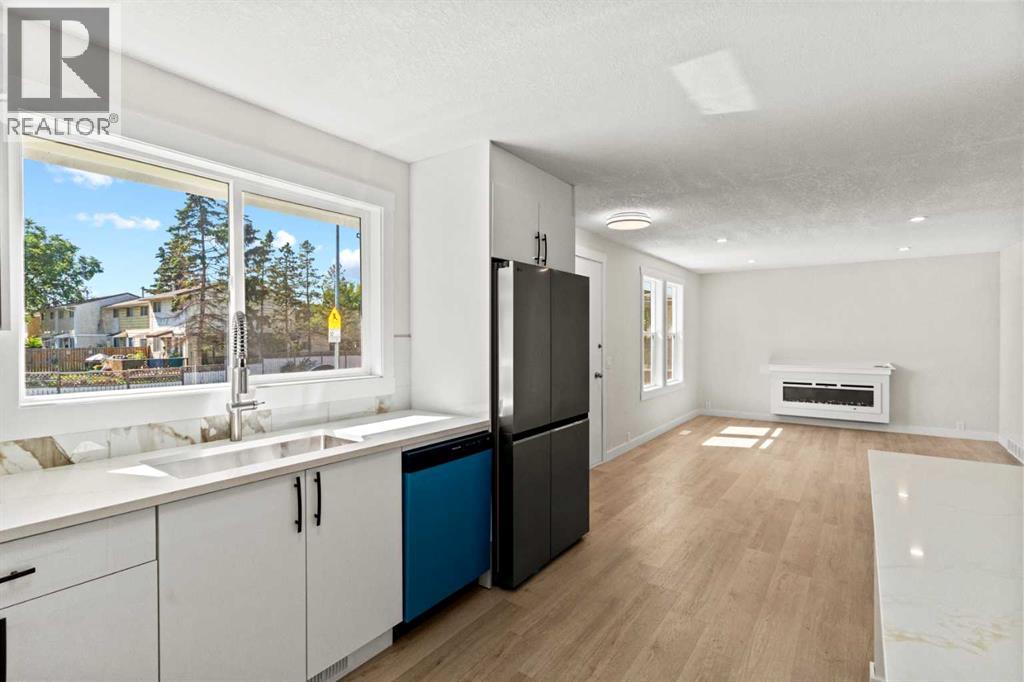 3116 39 Street SE - 9