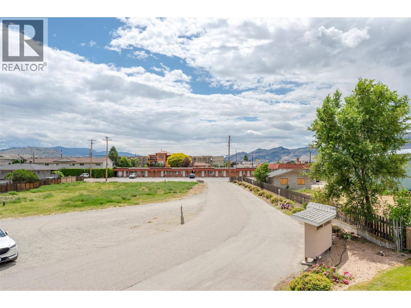 #5 6801 COTTONWOOD Drive - 37