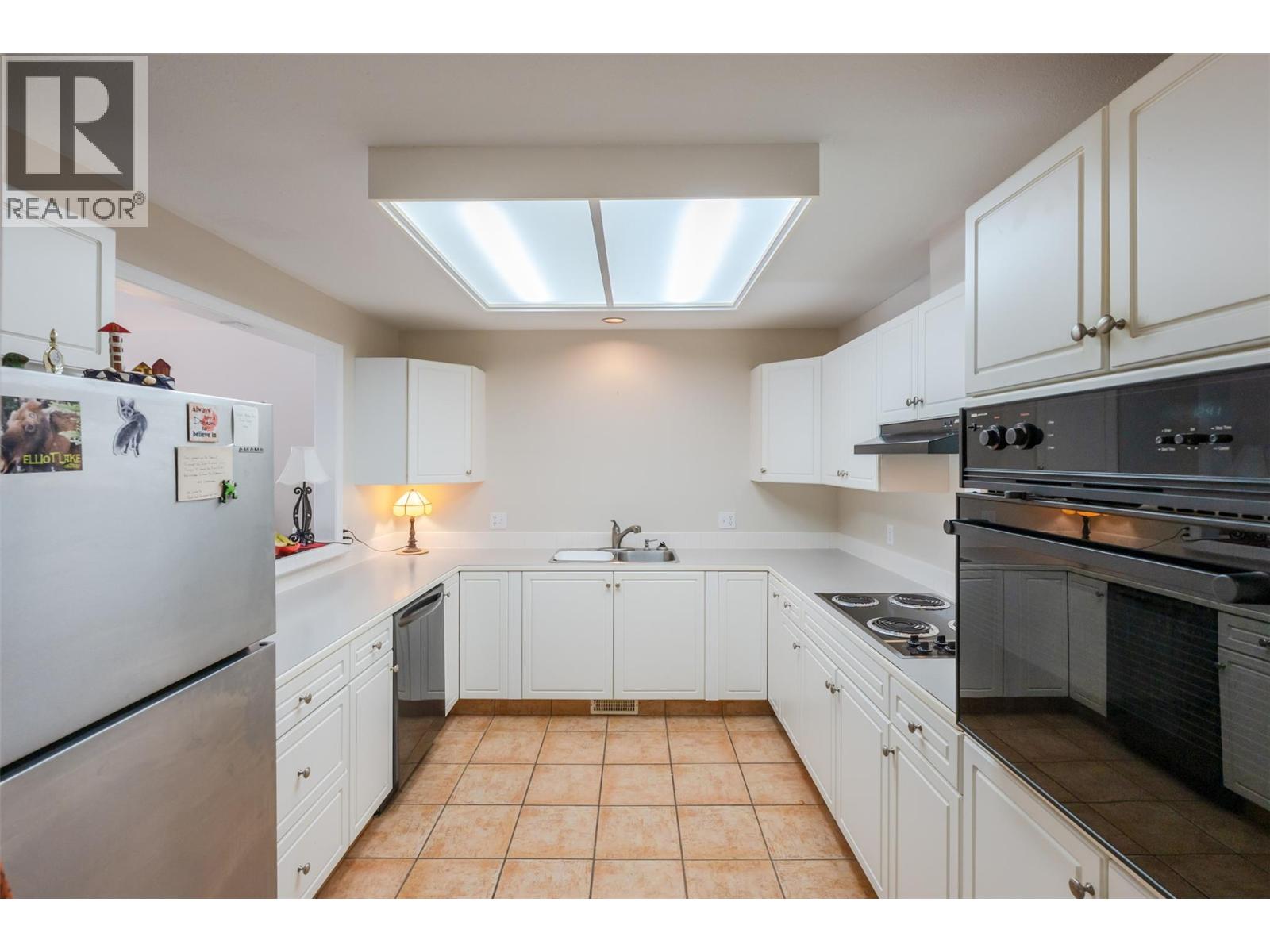 #5 6801 COTTONWOOD Drive - 16
