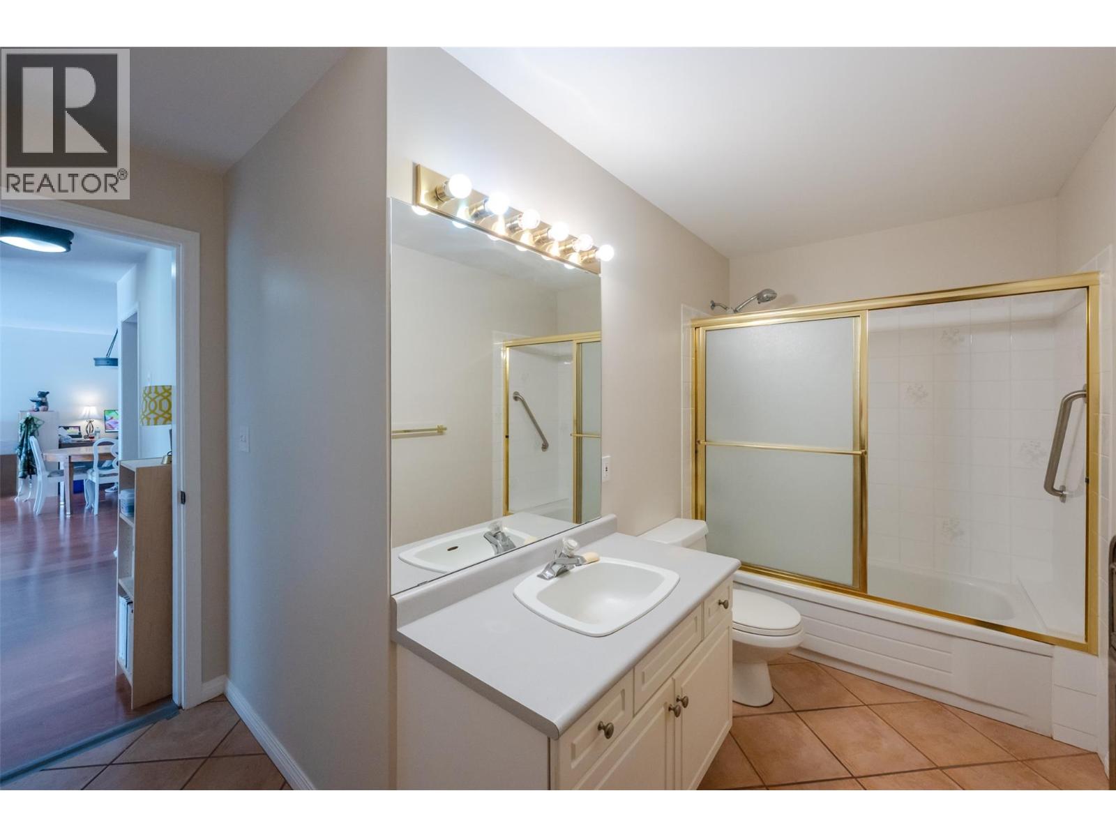 #5 6801 COTTONWOOD Drive - 26