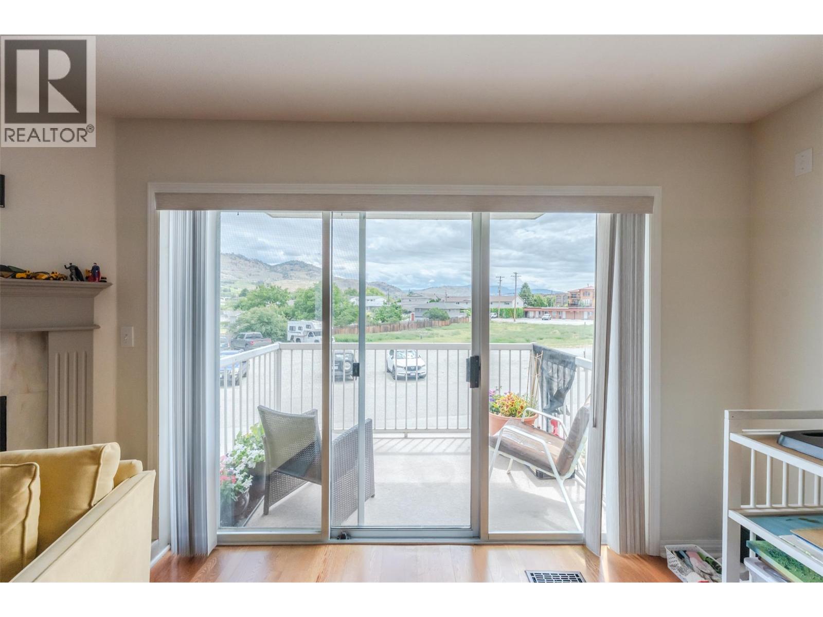 #5 6801 COTTONWOOD Drive - 7