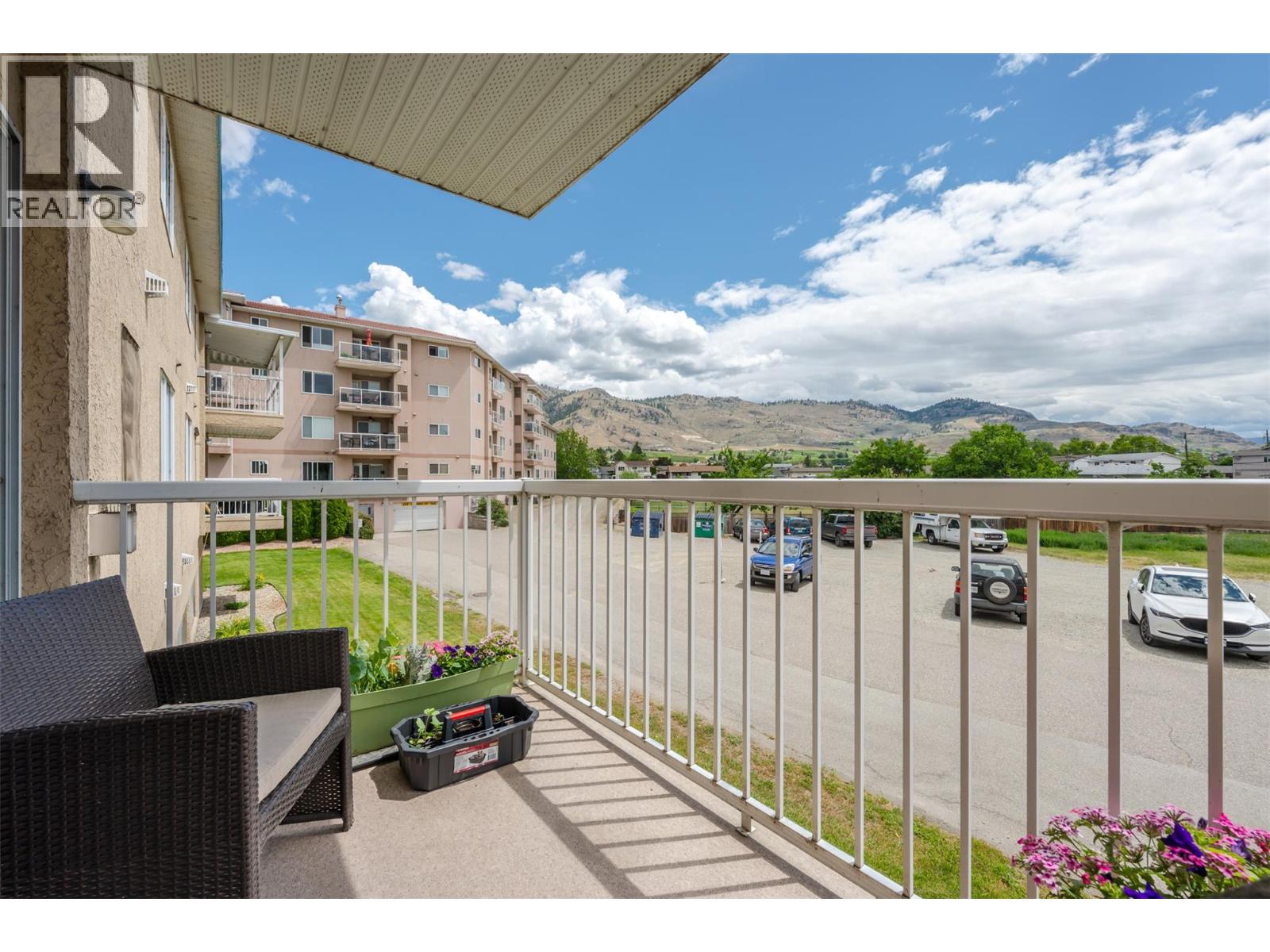 #5 6801 COTTONWOOD Drive - 32