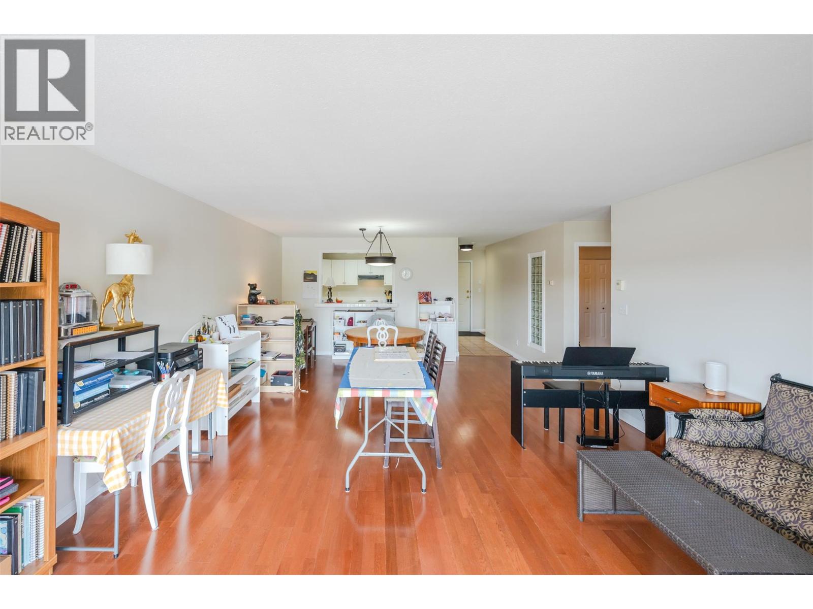 #5 6801 COTTONWOOD Drive - 10