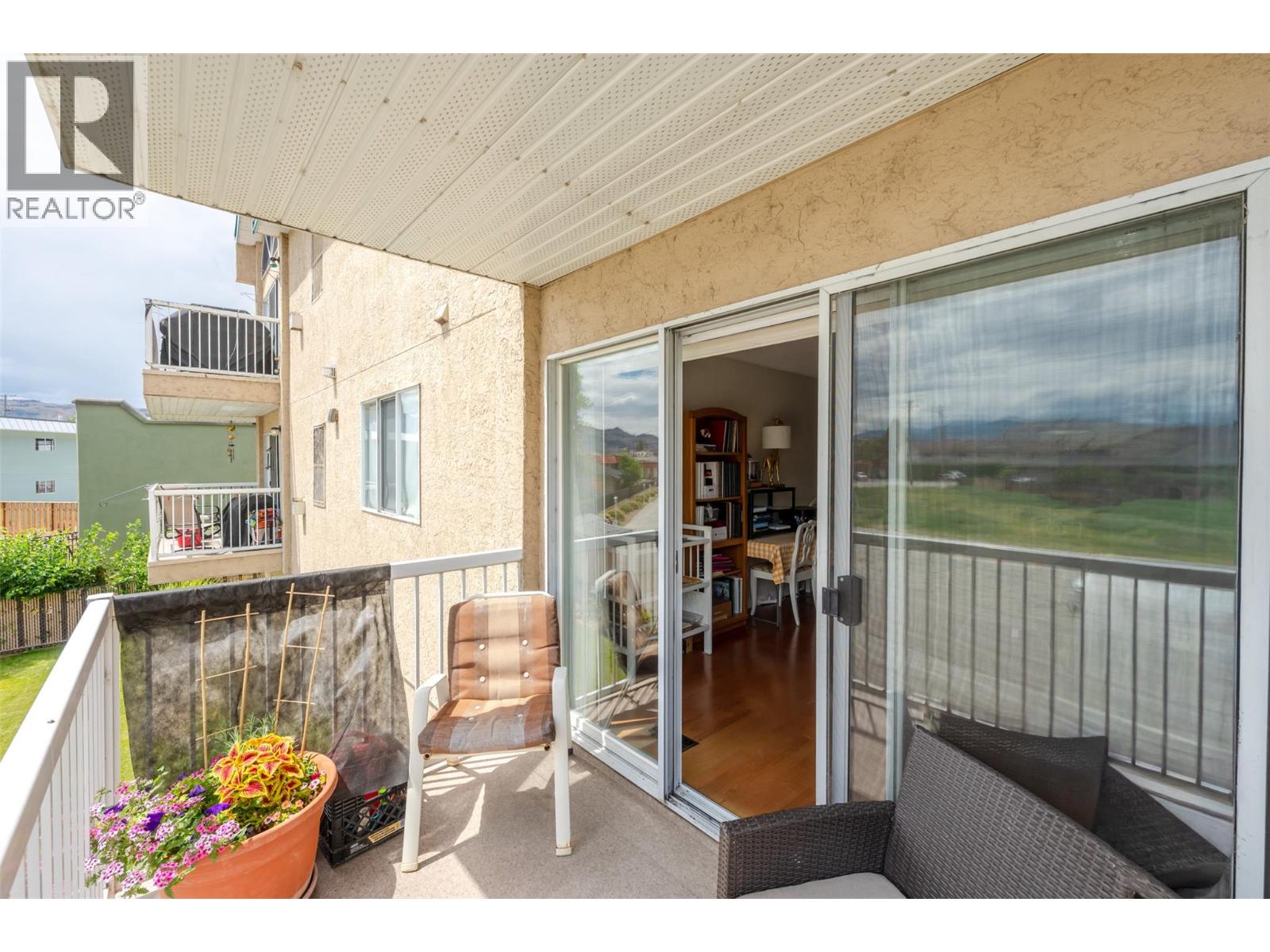 #5 6801 COTTONWOOD Drive - 33