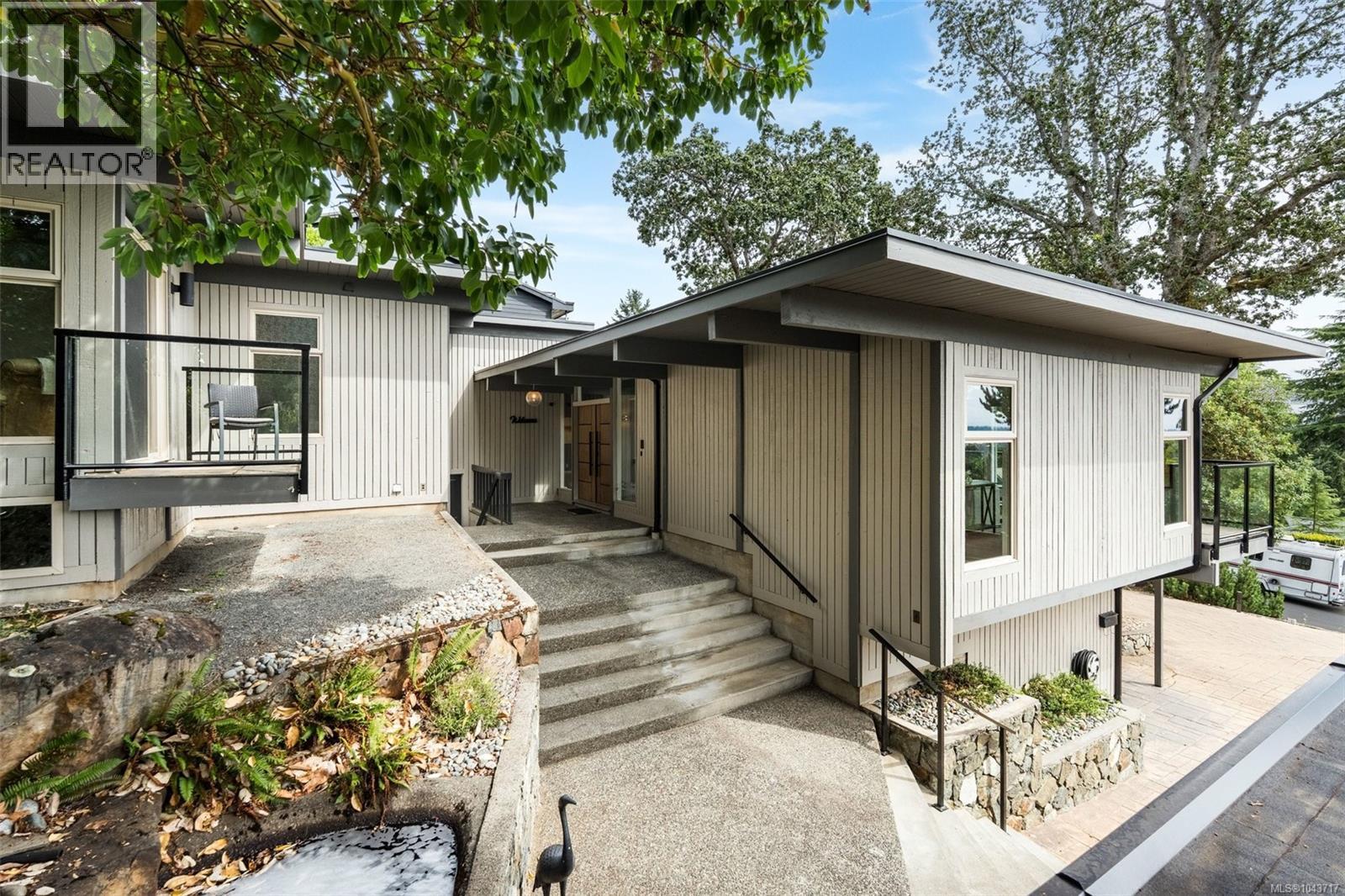 930 Kentwood Terr - 56