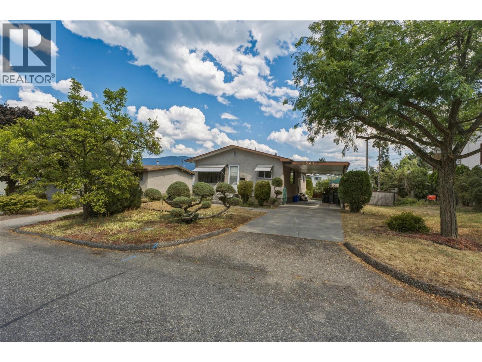 1507 35 Street, Vernon