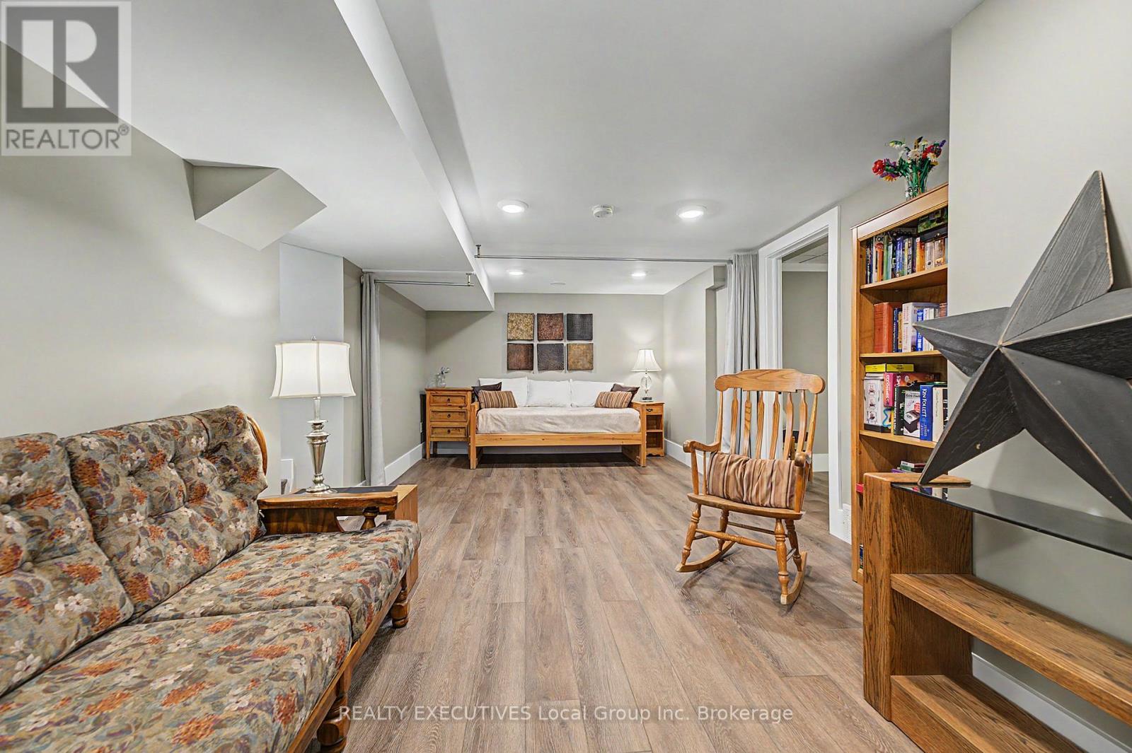 54 CHADBOURNE DRIVE - Image 37