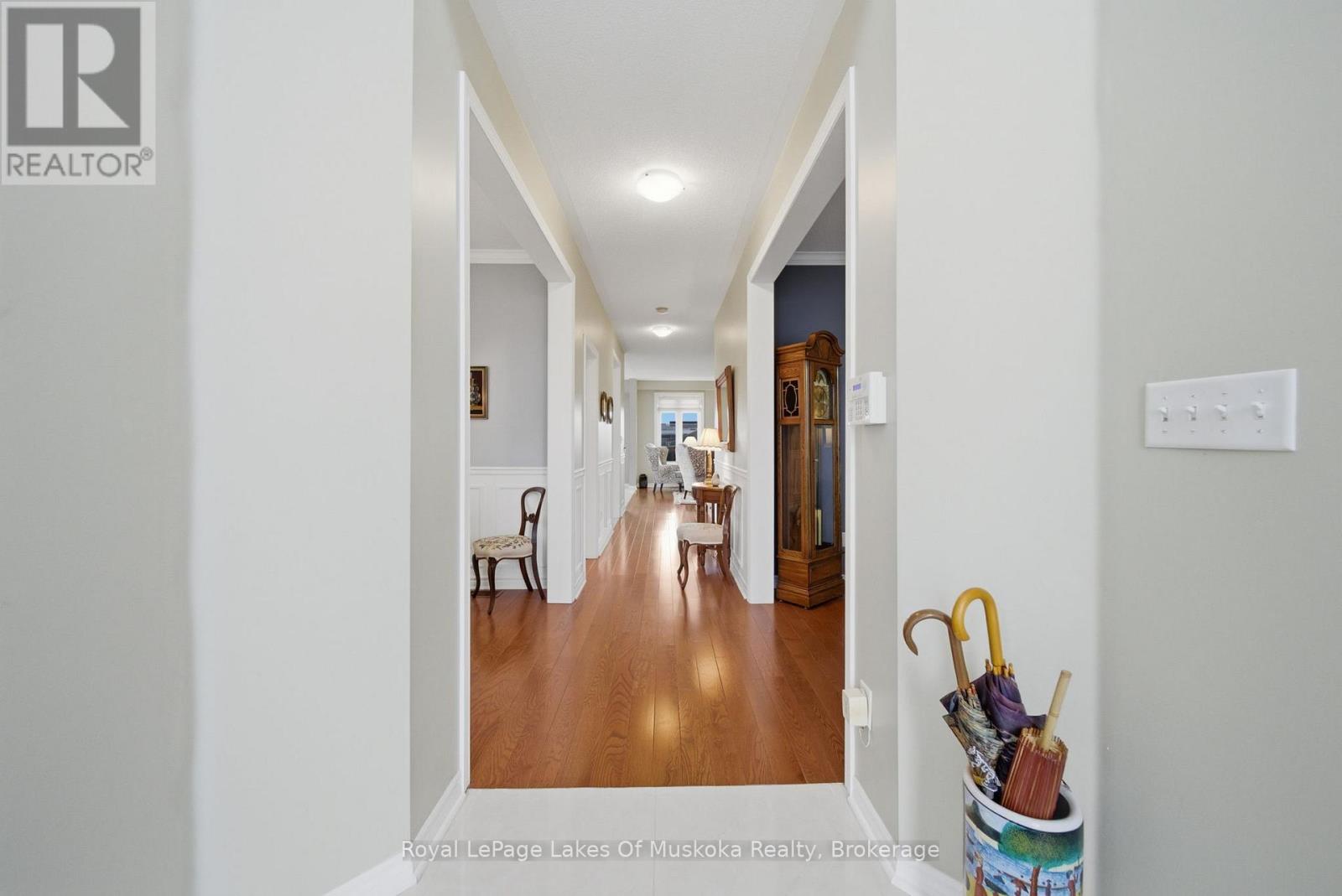 76 SUCCESSION CRESCENT - 3