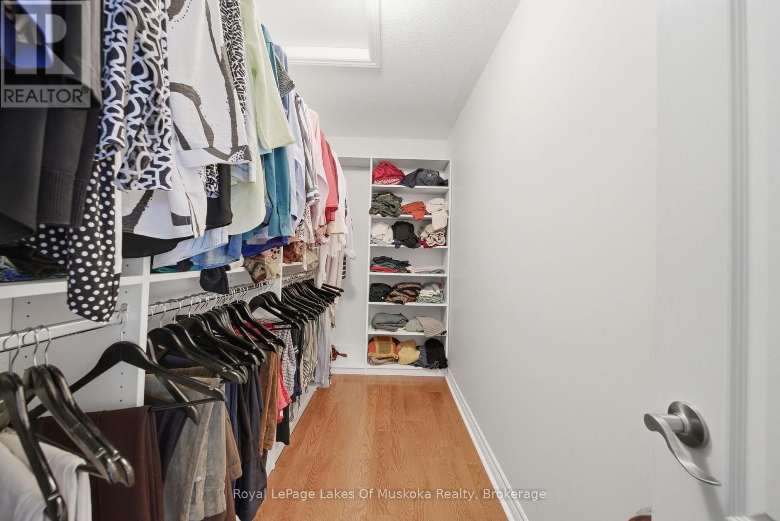 76 SUCCESSION CRESCENT - 34