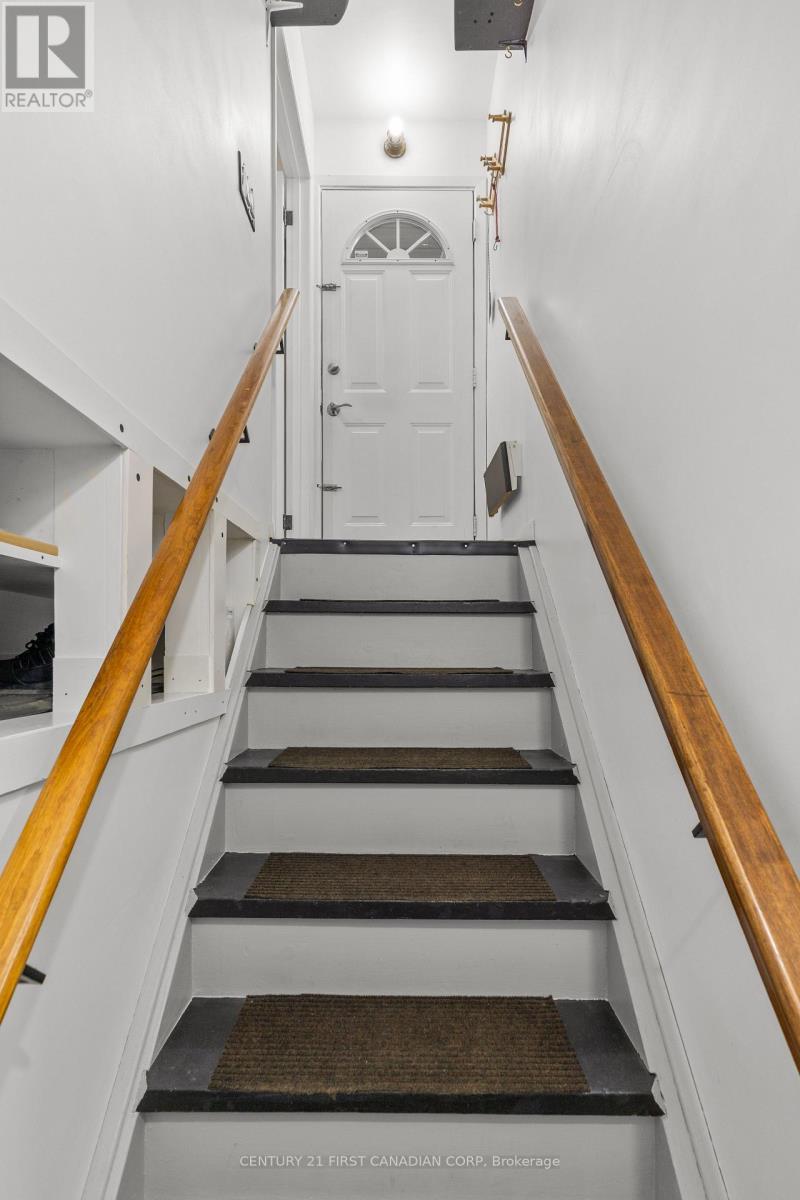 4 ARCHER CRESCENT - 19