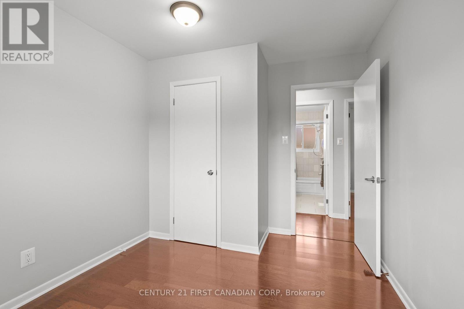 4 ARCHER CRESCENT - 17