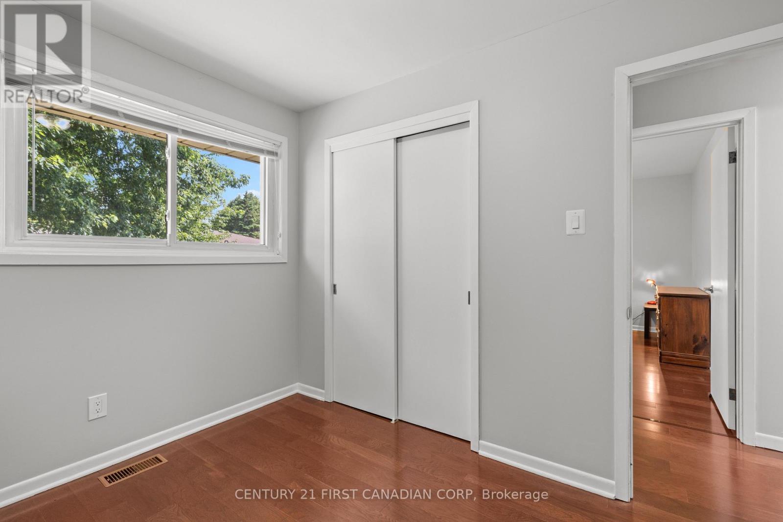 4 ARCHER CRESCENT - 15