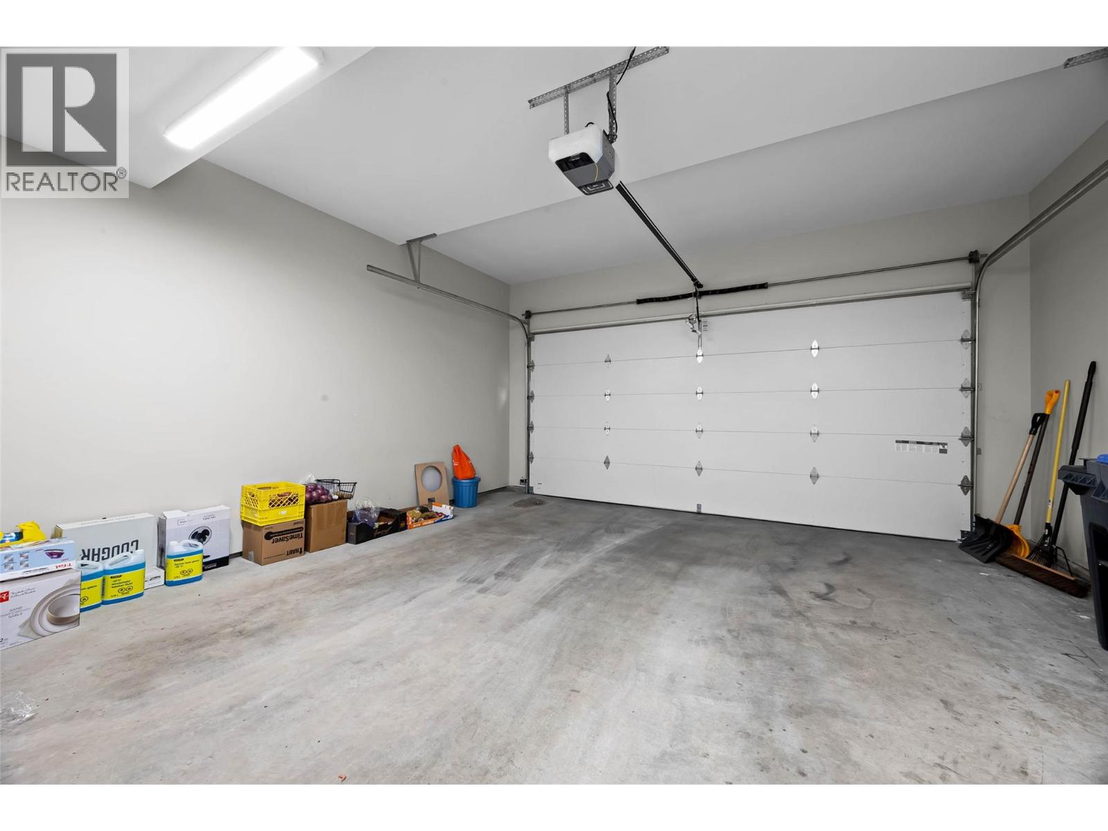 #209 2514 SPRING BANK Avenue - 24