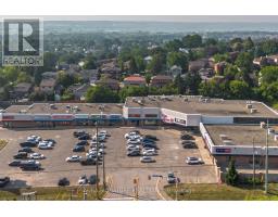 186 Holland Street W, Bradford West Gwillimbury, ON L3Z1H7 Photo 7