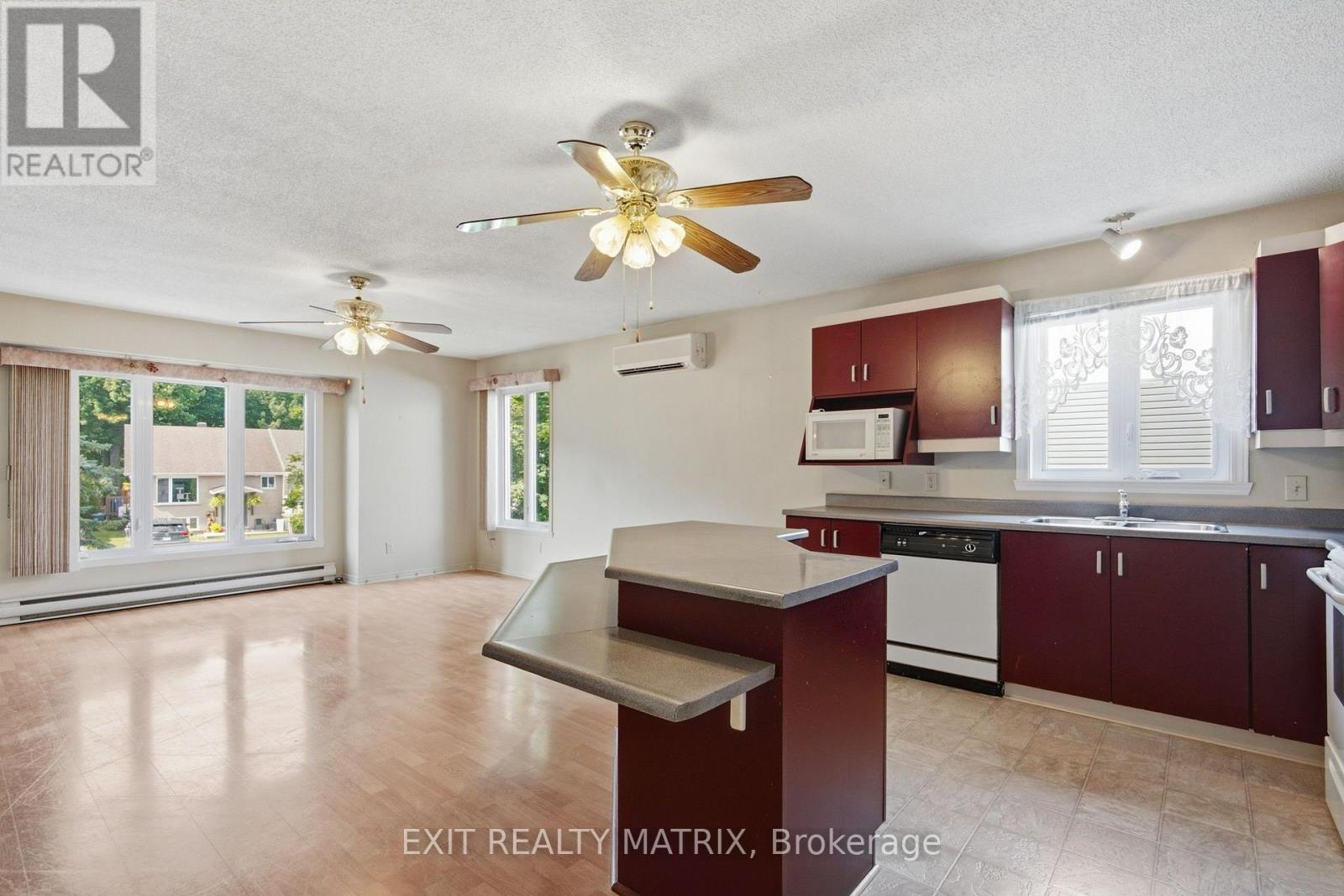 671 BERTHIAUME STREET - 13