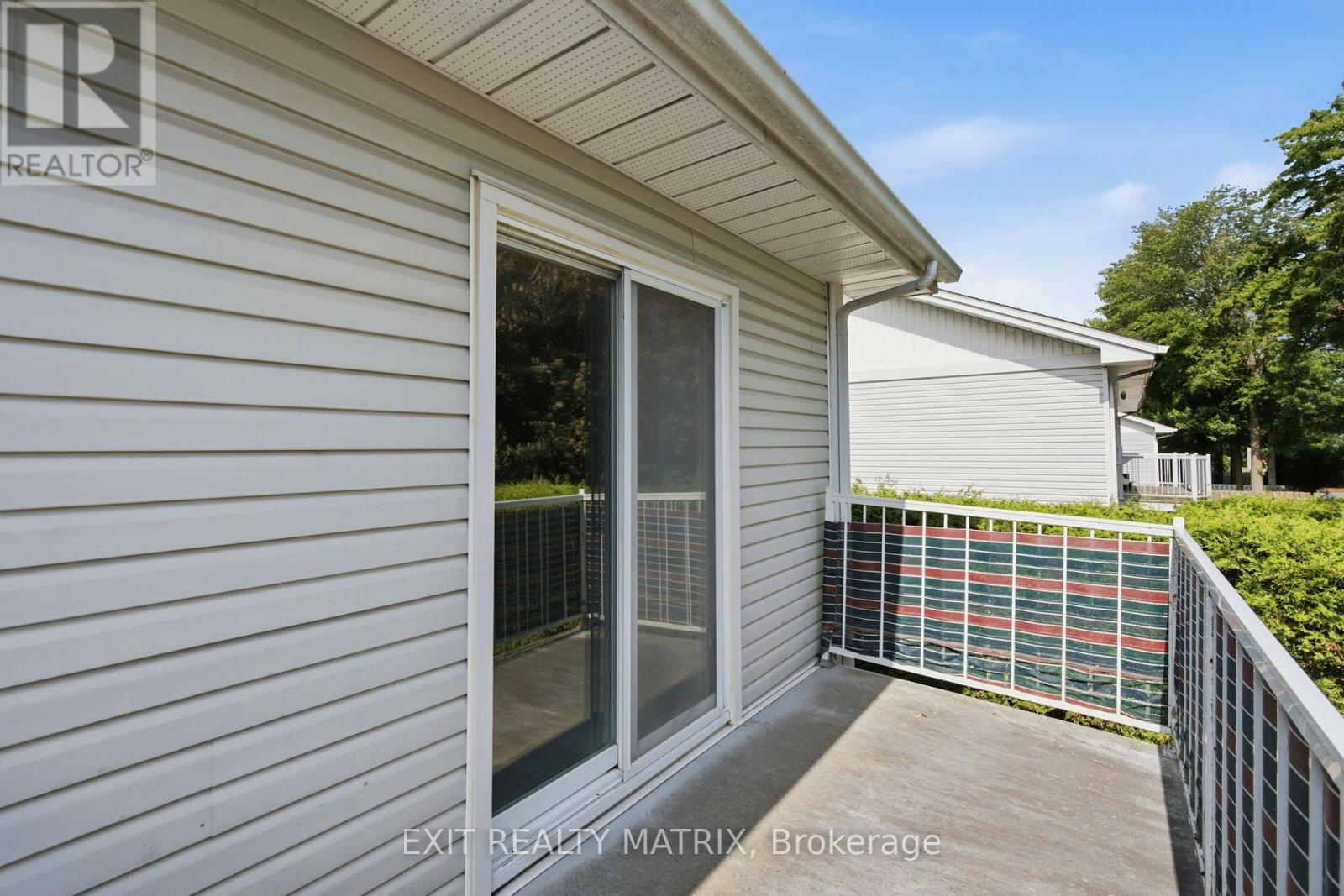671 BERTHIAUME STREET - 17