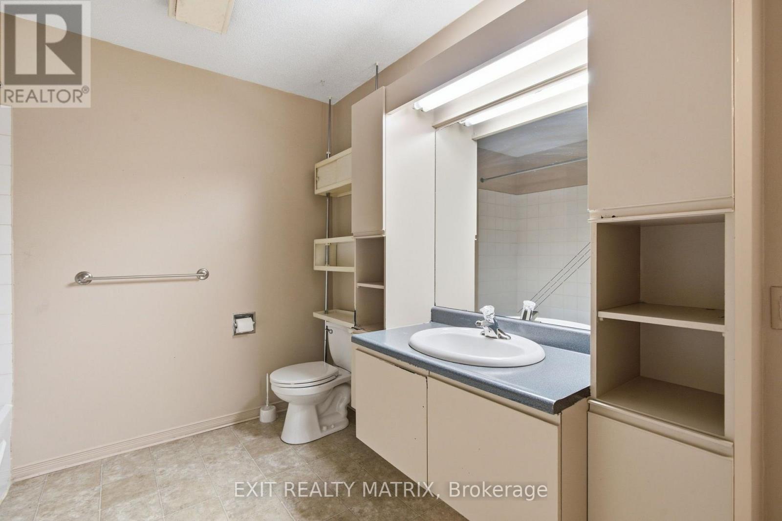 671 BERTHIAUME STREET - 20