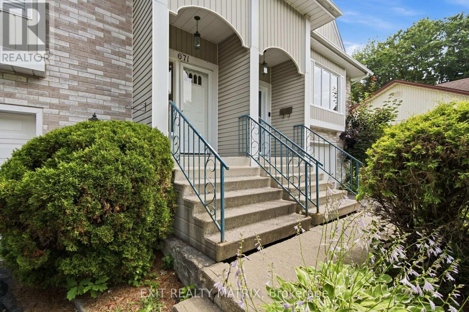 671 BERTHIAUME STREET - 3