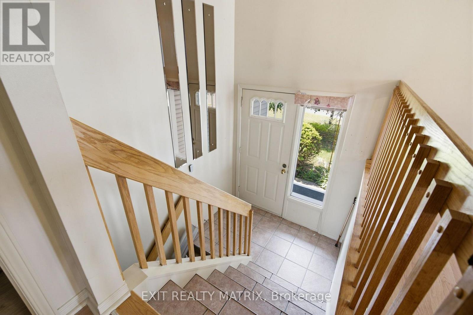 671 BERTHIAUME STREET - 5