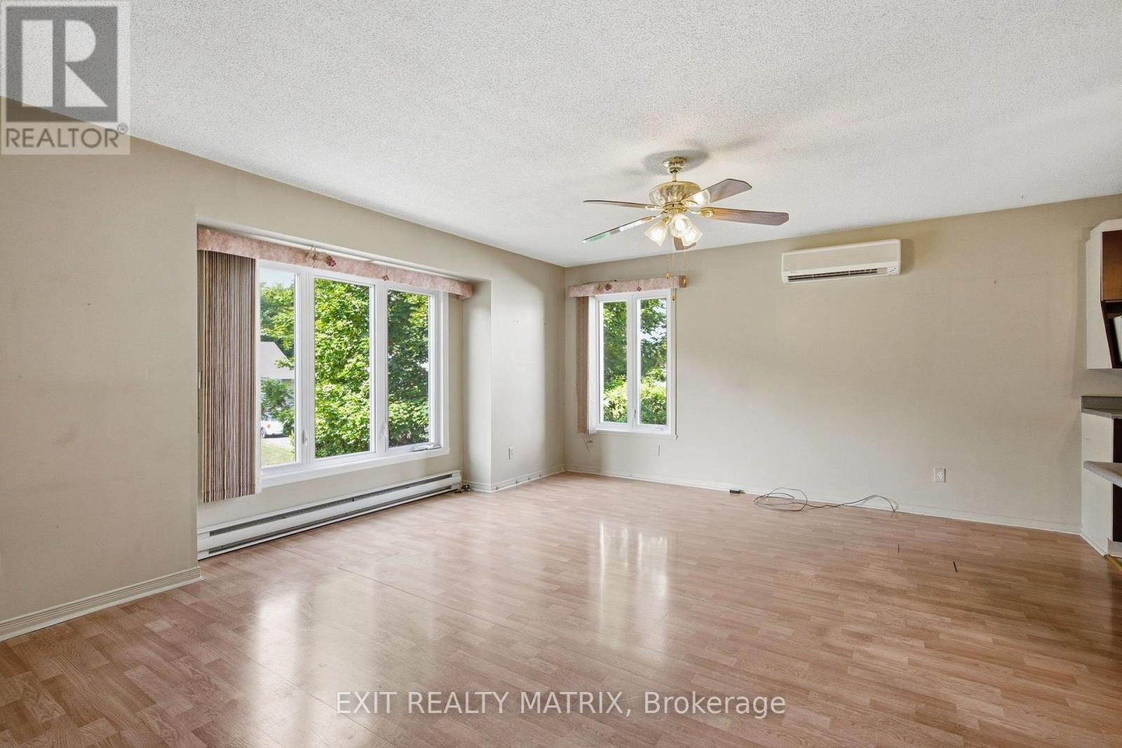671 BERTHIAUME STREET - 6