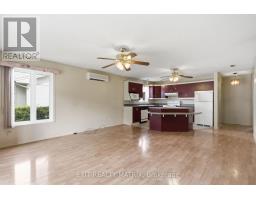 Family room - 671 Berthiaume Street, Hawkesbury, ON K6A3M1 Photo 7