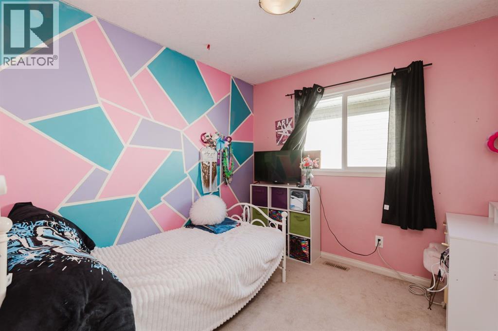 8801 72 Avenue - 14