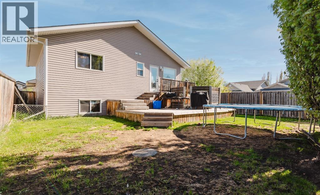 8801 72 Avenue - 20