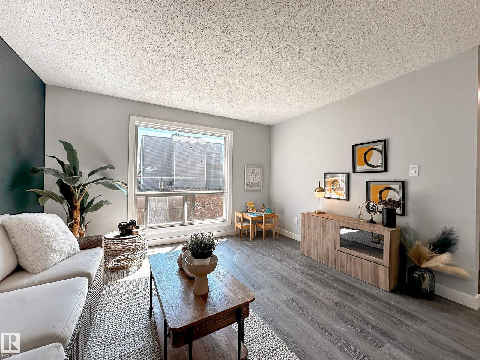 862 ERIN PL NW - 18