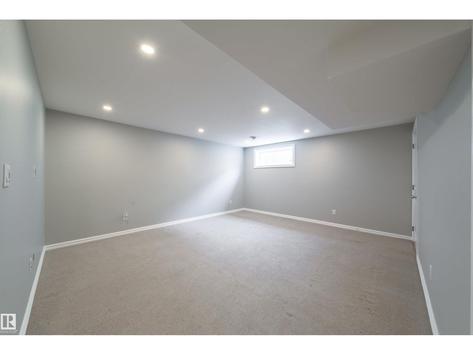 16416 57 ST NW - 31